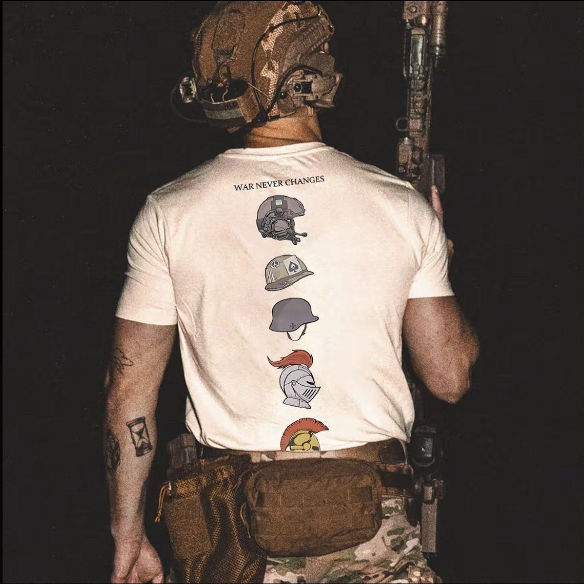 Streetwear Brand Trends - Helm Evolution History Amerikaans trendmerk T-shirt