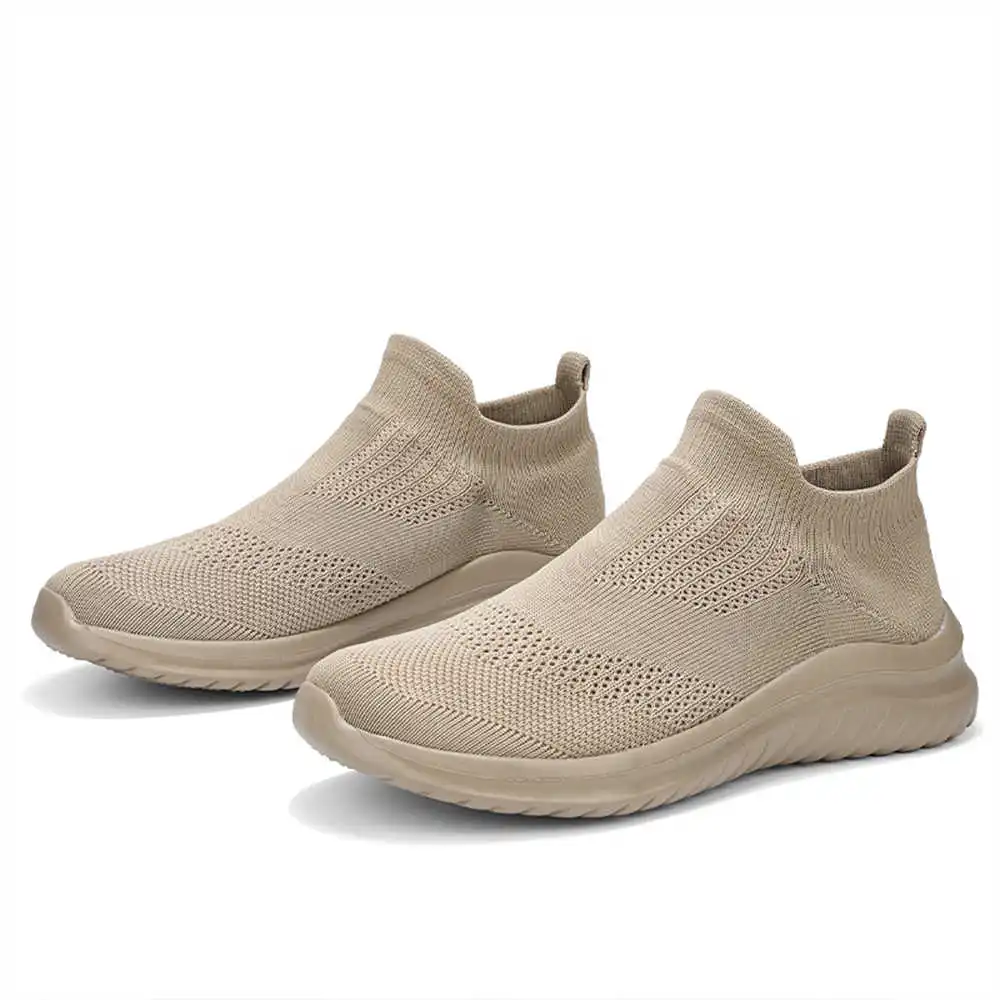 Beige Zachte Nieuwe Nieuwighei - Streetwear Brand Store recensie en prijs